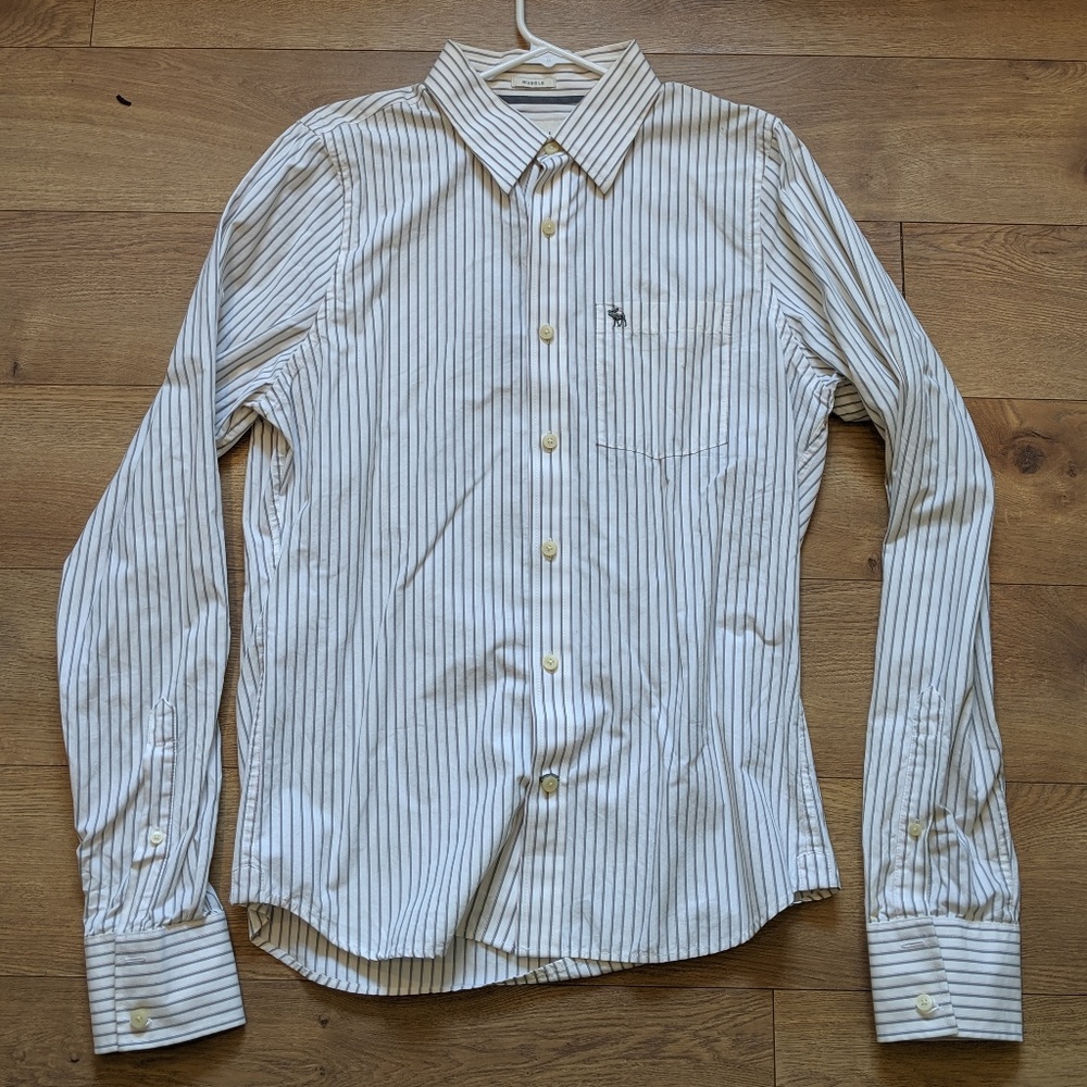 Abercrombie & Fitch Button Up - Large